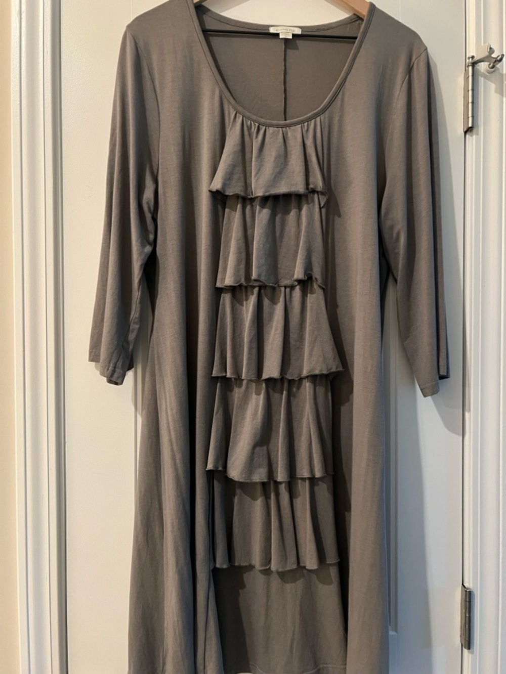 Garnet Hill STONE GRAY
Waterfall Tier Soft Fluid Cotton
Dress Ruffled